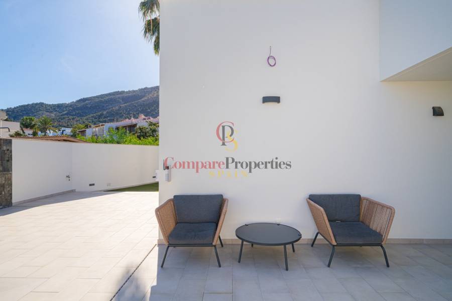 Sale - Villa - Albir