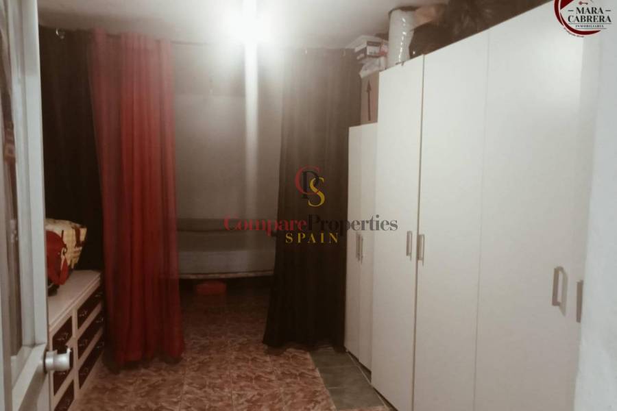 Sale - Apartment - Oliva - 