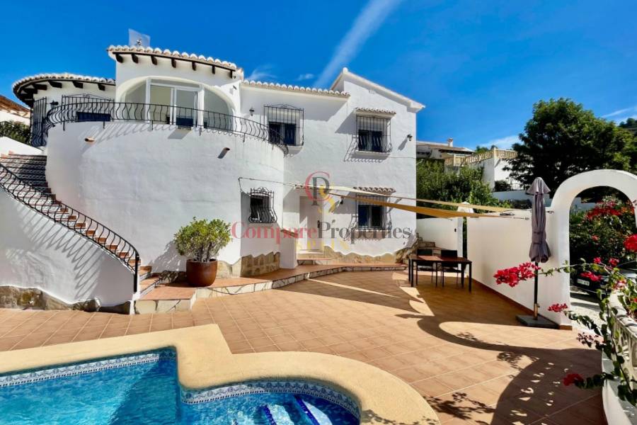 Sale - Villa - Jalon Valley - Valley / Urbanización