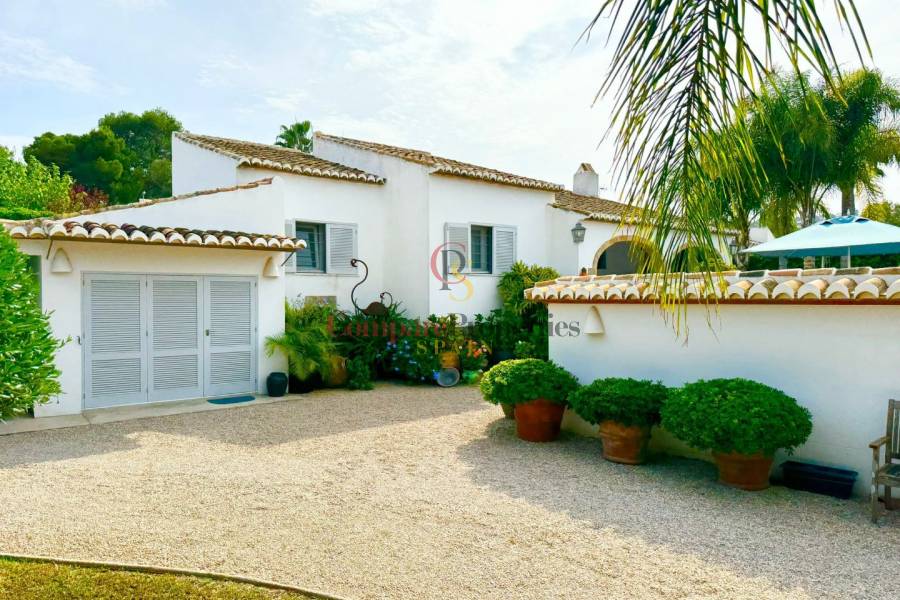 Vente - Villa - Jávea