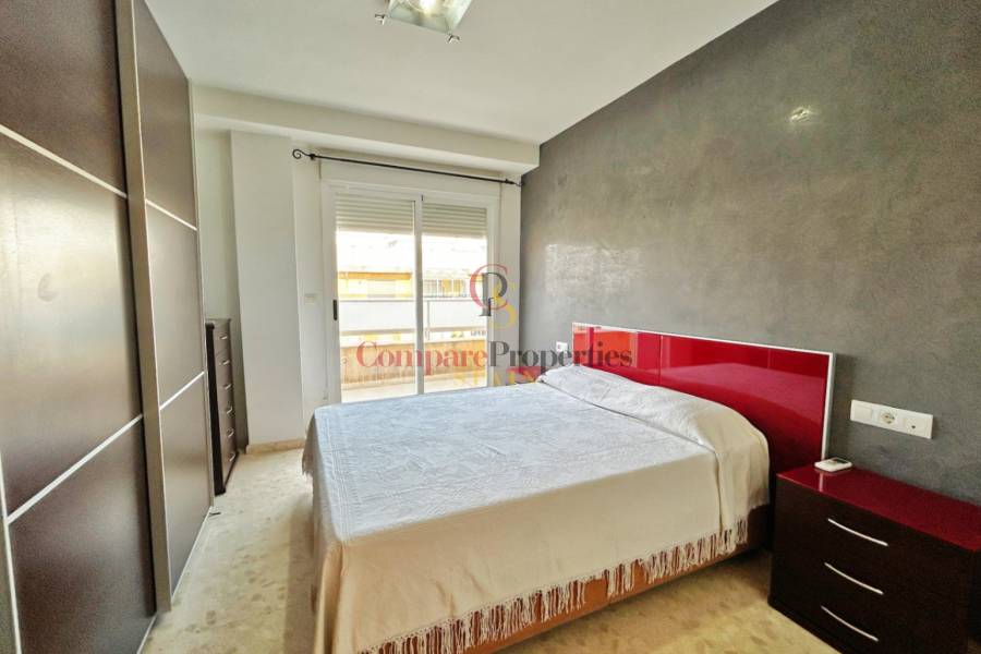 Sale - Apartment - Oliva - Pueblo