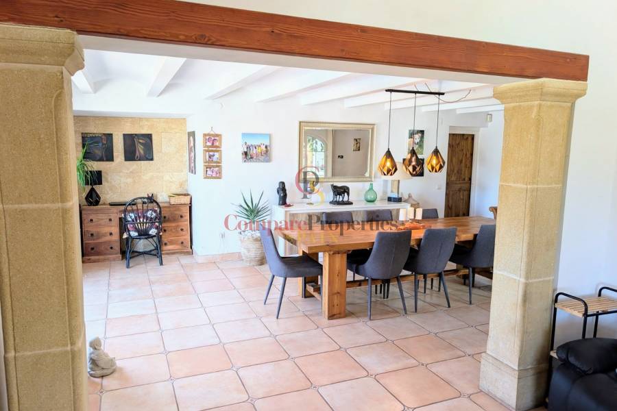 Verkauf - Villa - Jávea - La Lluca