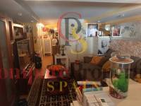 Sale - Apartment - Oliva - 