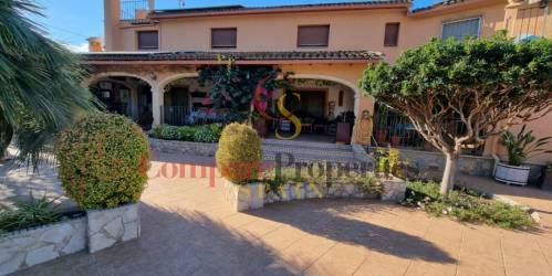 Villa - Verkauf - Pedreguer - 