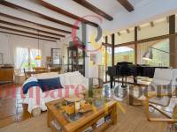 Sale - Villa - Jalon Valley - Campo