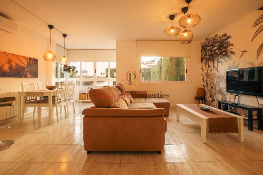 Verkoop - Villa - La Nucia