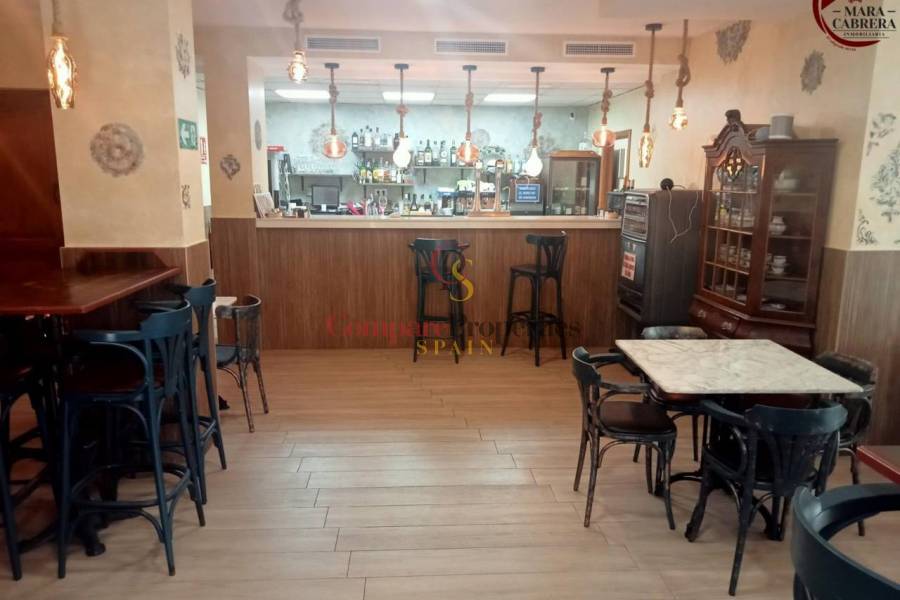 Sale - Villa - Piles - 