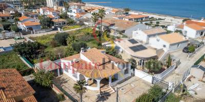 Villa - Sale - Dénia - 