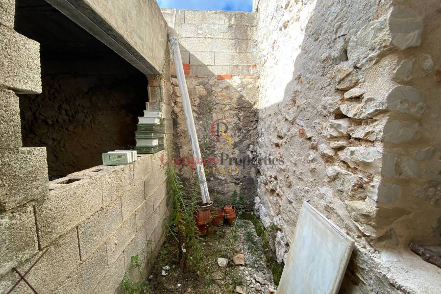 Venta - Villa - Gata de Gorgos - Centro del pueblo