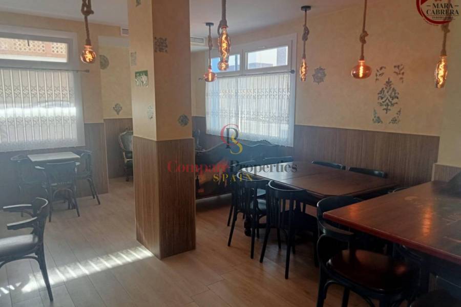 Sale - Villa - Piles - 