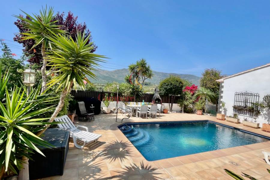 Sale - Villa - Jalon Valley - Pueblo