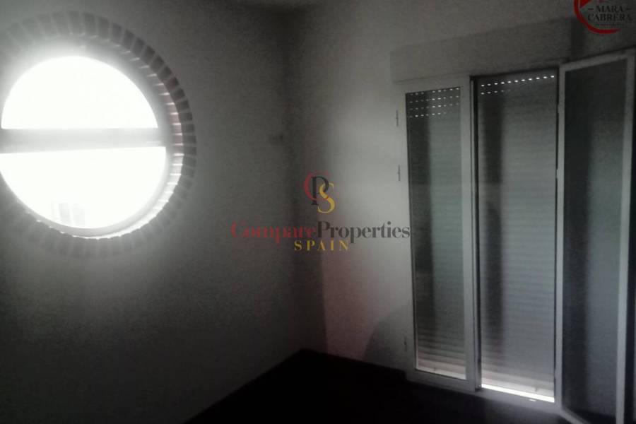 Sale - Apartment - Ador - 