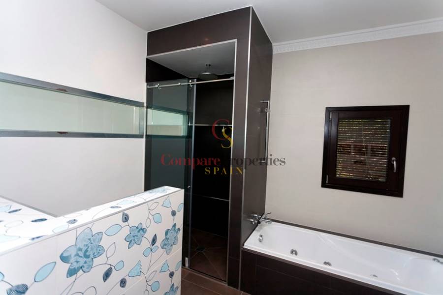 Sale - Villa - Moraira