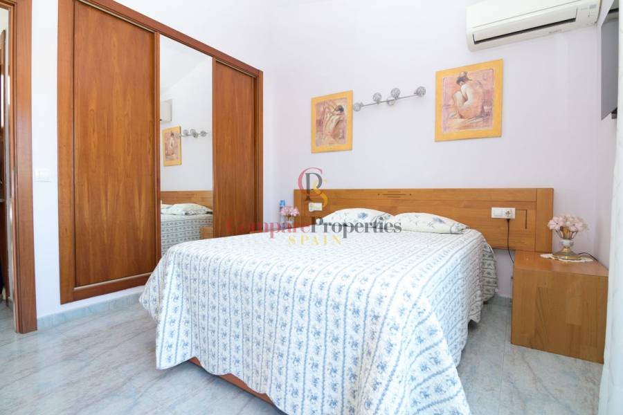 Sale - Townhouses - Dénia - Montgo