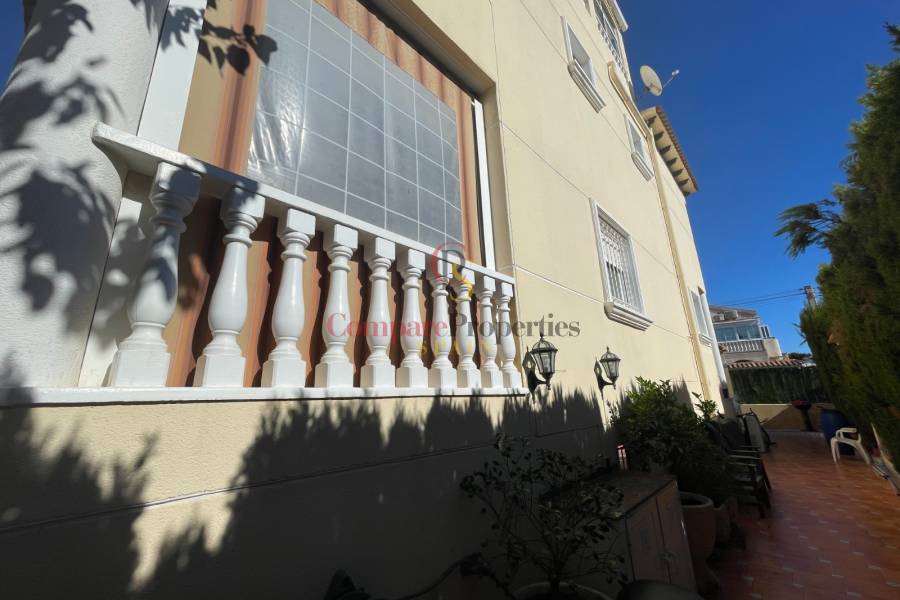Verkauf - Villa - Guardamar del Segura