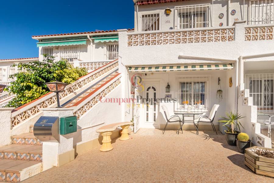 Sale - Apartment - Albir