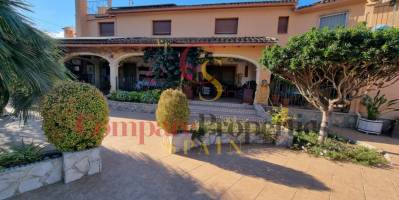 Villa - Verkauf - Pedreguer - 