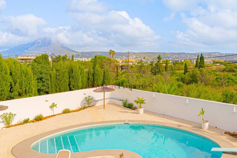 Verkauf - Villa - Jávea - El Arenal