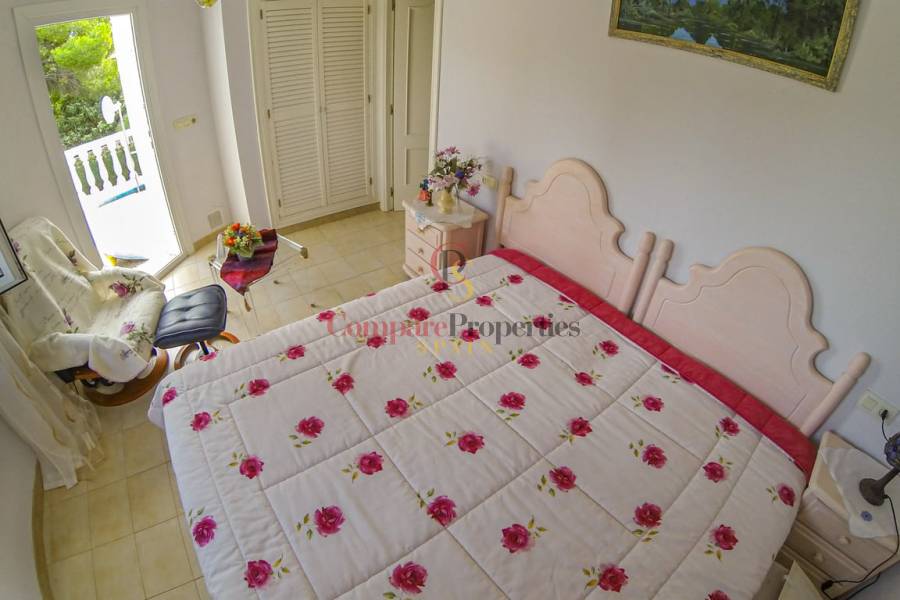 Sale - Villa - Dénia