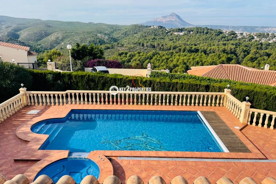 Sale - Villa - Jávea