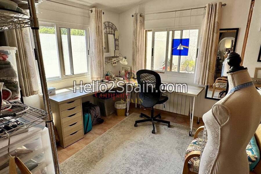 Sale - Townhouses - Forna