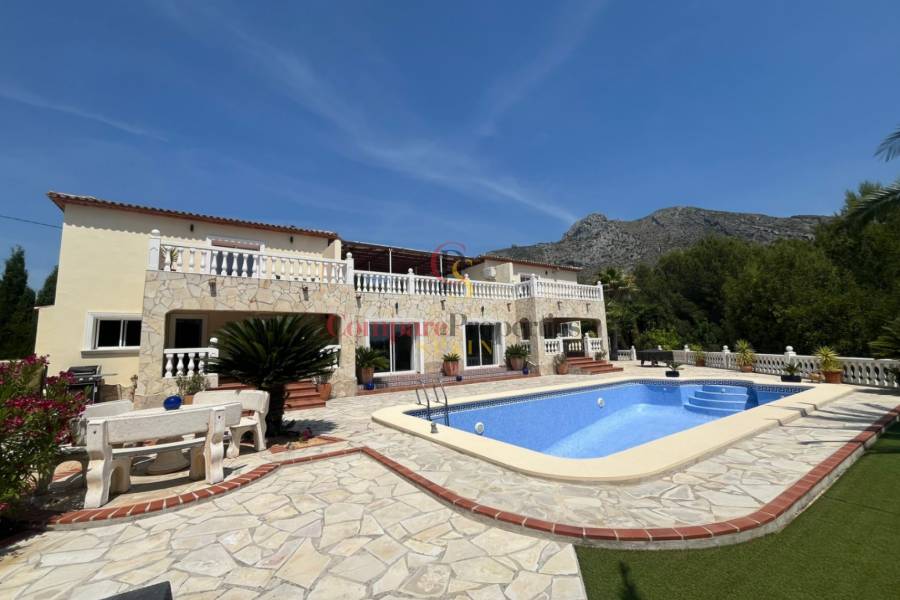 Sale - Villa - Jalon Valley - Benigembla