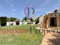 Sale - Villa - El Vergel - 