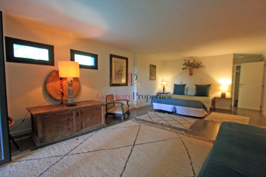 Sale - Villa - Orba Valley - Casco urbano