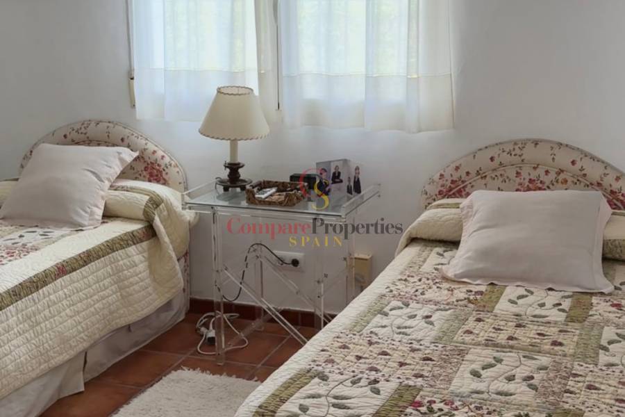 Vente - Villa - Jávea