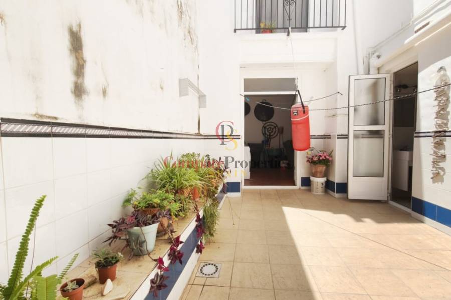Sale - Villa - Adsubia