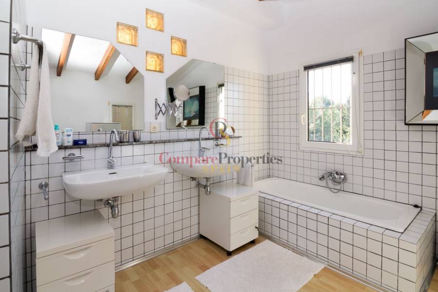 Sale - Villa - Jesús Pobre - Periferia