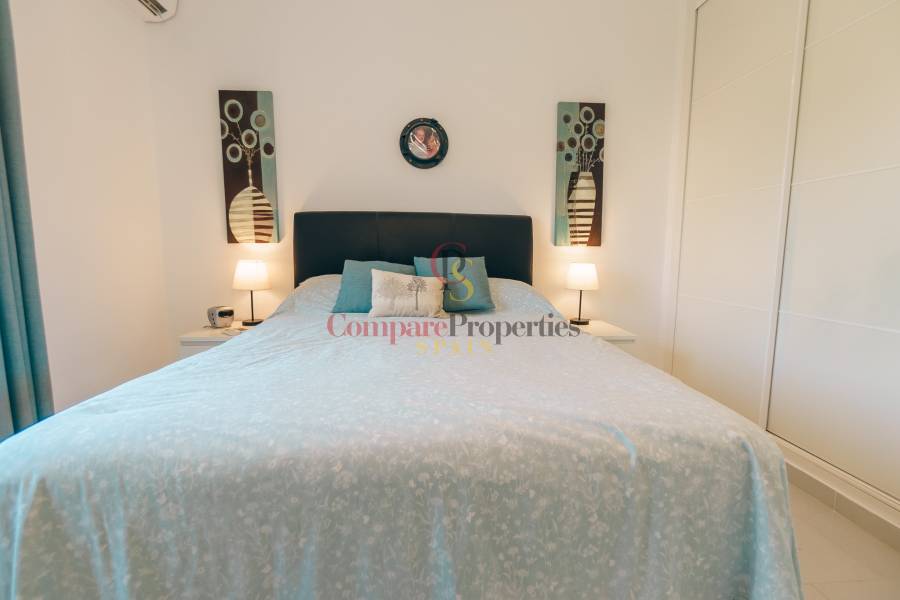 Venta - Villa - Albir