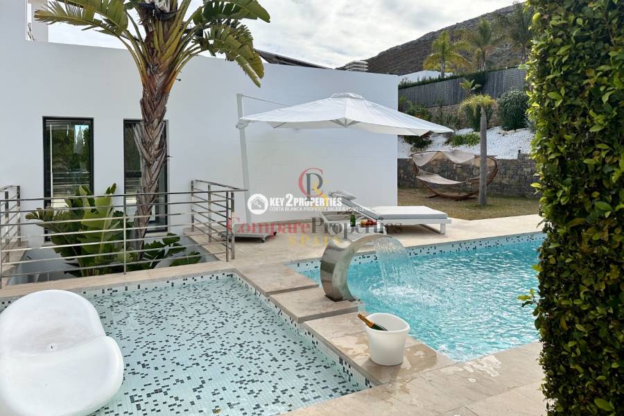 Venta - Villa - Jávea