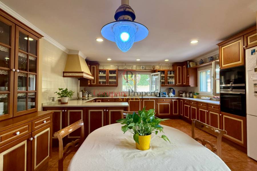 Sale - Villa - Dénia - 