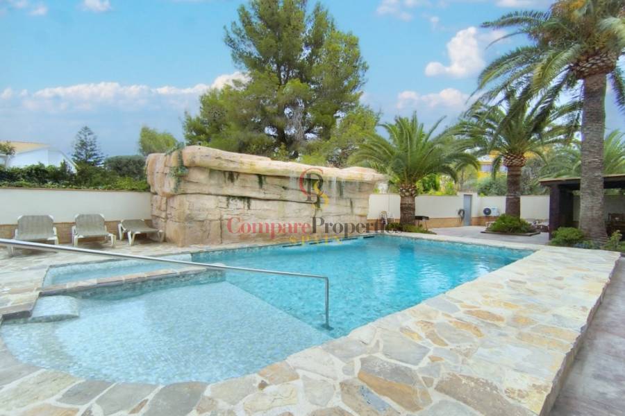 Sale - Villa - Dénia - Santa Lucia