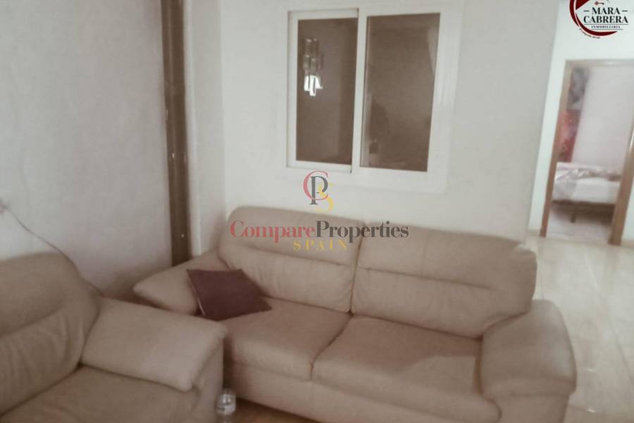 Sale - Apartment - Oliva - 