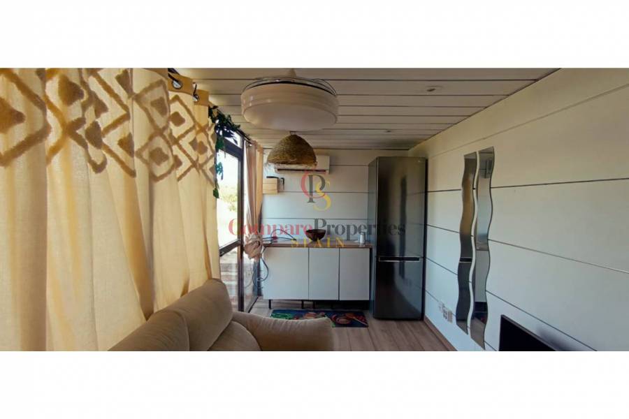 Sale - Apartment - Oliva - 