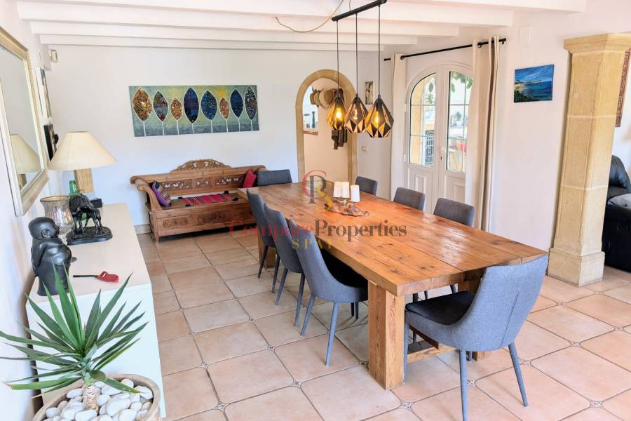 Verkauf - Villa - Jávea - La Lluca