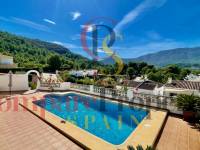 Sale - Villa - Jalon Valley - Valley / Urbanización