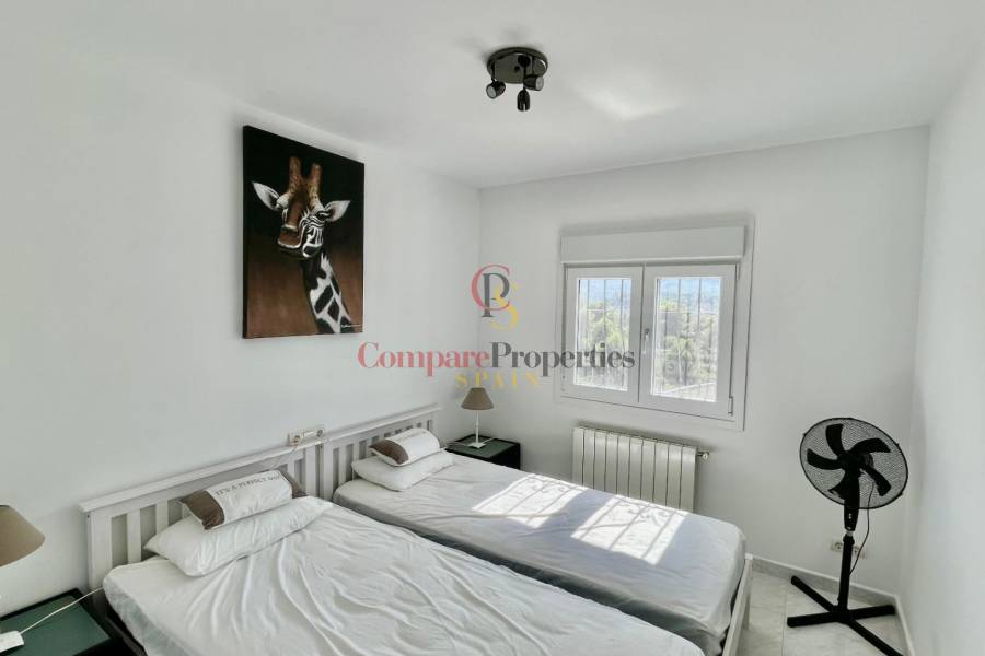 Sale - Villa - Jalon Valley - Valley / Urbanización