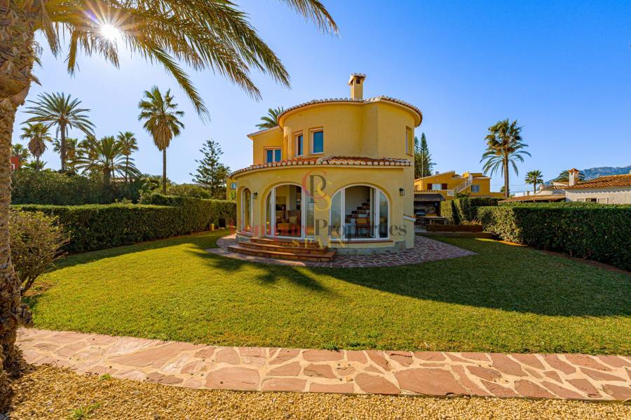 Sale - Villa - Dénia - LAlmadrava-LEstanyò