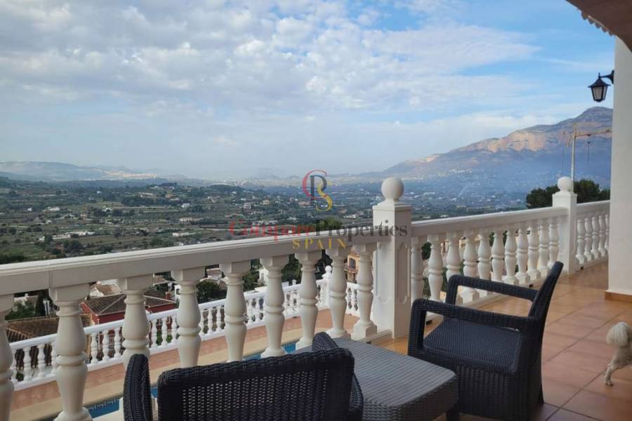 Sale - Villa - Jávea