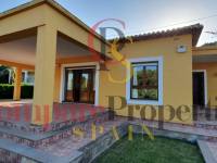 Sale - Villa - Oliva