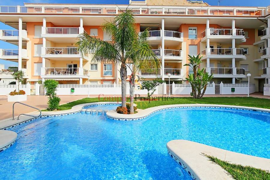 Verkoop - Apartment - Dénia - Club Náutico