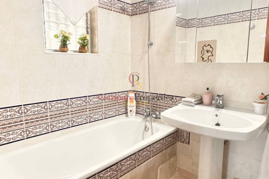 Sale - Villa - Dénia - Las Rotas