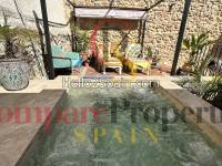 Sale - Townhouses - Forna