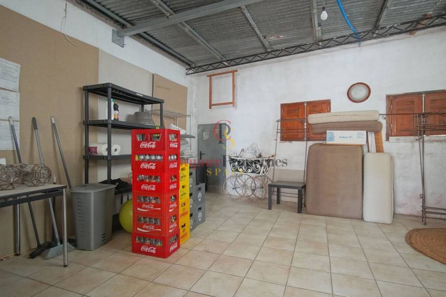 Venta - Villa - Dénia
