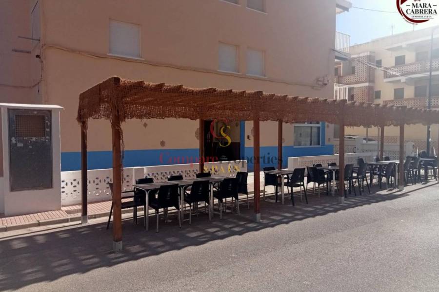 Sale - Villa - Piles - 