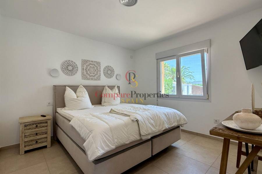 Sale - Villa - El Vergel - 