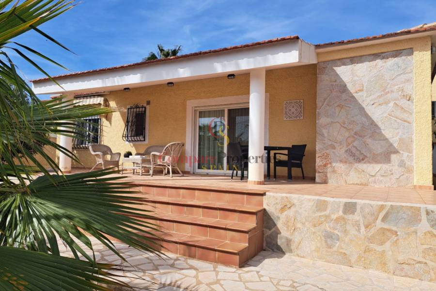 Sale - Villa - Alfaz Del Pi - Belmonte